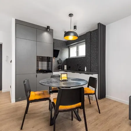 Darwina 3a By Homeprime Warsaw