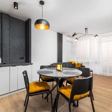 Darwina 3a By Homeprime Warsaw